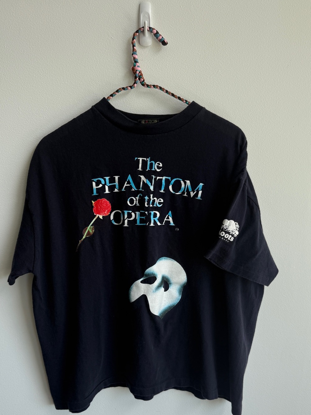 Vintage ROOTS Phantom of the Opera single stitch Tshirt 
1990’s
Large